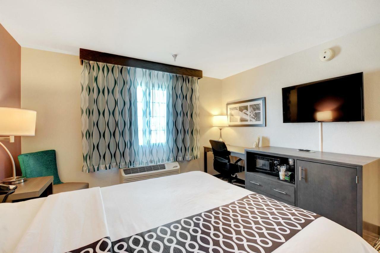 Hotel La Quinta & By Wyndham Nellis