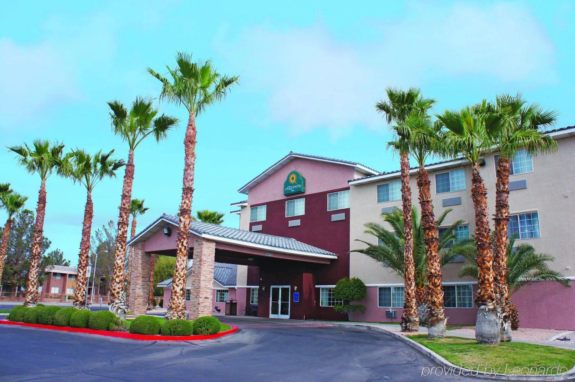 La Quinta & By Wyndham Nellis 3*